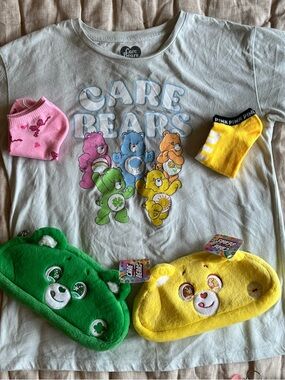 Care Bears Bundle Zip Cases socks tee shirt 14/16